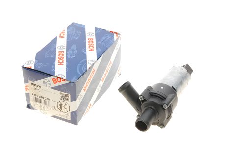 Циркуляційний насос для підігріву двигуна, BOSCH (0392020039) Циркуляційний насос для підігріву двигуна, BOSCH (0392020039)