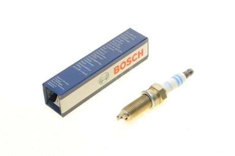 Свічка запалювання BOSCH PLATINUM Iridium YR7SII33T (Hyundai/KIA LPI) 0242135556
