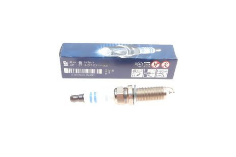 Spark Plug, BOSCH (0242135517) Spark Plug, BOSCH (0242135517)