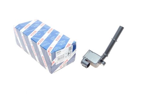 Катушка зажигания MERCEDES-BENZ M-CLASS, MERCEDES-BENZ GLS, MERCEDES-BENZ GLE, BOSCH (0221604067) Катушка зажигания MERCEDES-BENZ M-CLASS, MERCEDES-BENZ GLS, MERCEDES-BENZ GLE, BOSCH (0221604067)