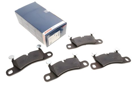 Тормозные колодки для дискового тормоза PORSCHE CAYENNE и VW TOUAREG от BOSCH (0986495371)