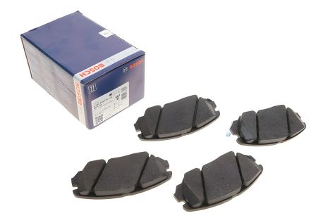 Комплект тормозных колодок для HYUNDAI SONATA и KIA OPIRUS, BOSCH (0986494374) Комплект тормозных колодок для HYUNDAI SONATA и KIA OPIRUS, BOSCH (0986494374)