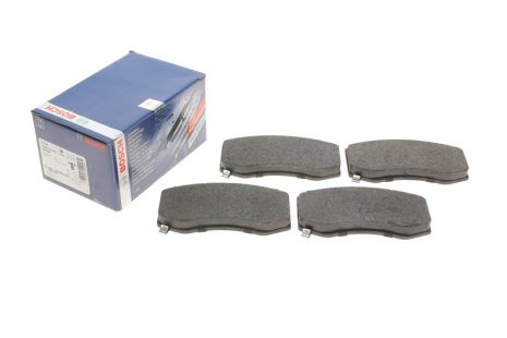 Комплект гальмівних колодок DODGE MAGNUM, JEEP GRAND, CHRYSLER 300, BOSCH (0986494870)