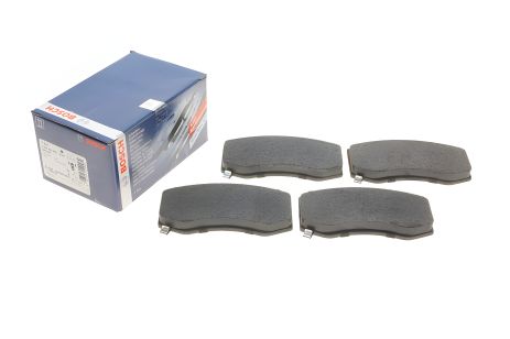 Додж гальмівні колодки комплект DODGE MAGNUM, JEEP, CHRYSLER 300, BOSCH (0986494870) Додж гальмівні колодки комплект DODGE MAGNUM, JEEP, CHRYSLER 300, BOSCH (0986494870)