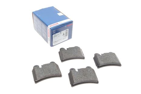 Комплект тормозных колодок VW TOUAREG, BOSCH (0986494210)