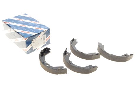 Колодки ручного гальма для Sonata/Sportage 1.5-3.3 98-, BOSCH (0986487770) Колодки ручного гальма для Sonata/Sportage 1.5-3.3 98-, BOSCH (0986487770)