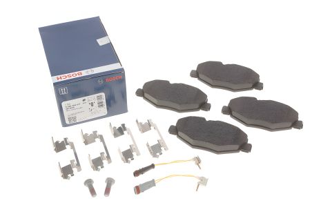 Комплект гальмівних колодок MB E-CLASS, BOSCH (0986494647) Комплект гальмівних колодок MB E-CLASS, BOSCH (0986494647)