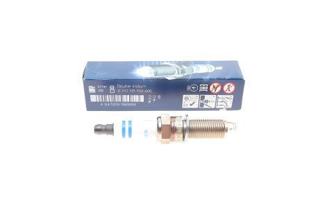 Свеча зажигания KIA NIRO, HYUNDAI KONA, MITSUBISHI PAJERO, YR7NII33S IRIDIUM BOSCH (0242135533)