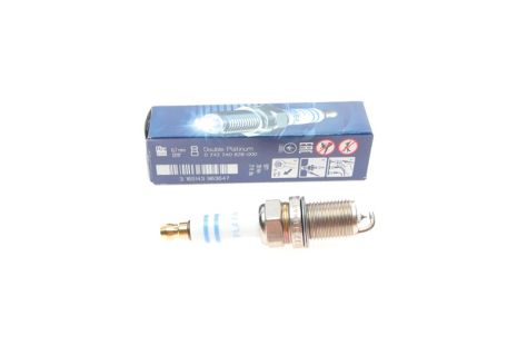 Свеча зажигания TOYOTA CALDINA, PORSCHE 911, FORD ESCORT, BOSCH (0242240628)