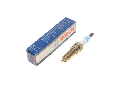 Свеча зажигания HYUNDAI i30, KIA PRO, ALFA ROMEO, YR5NI332S IRIDIUM BOSCH (0242145510)