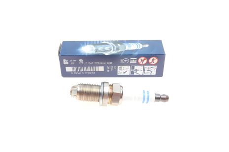 Свічка запалювання для CHEVROLET ZAFIRA, SAAB 9-3, CADILLAC CTS, FGR8KQE0 NICKEL, BOSCH (0242229648)
