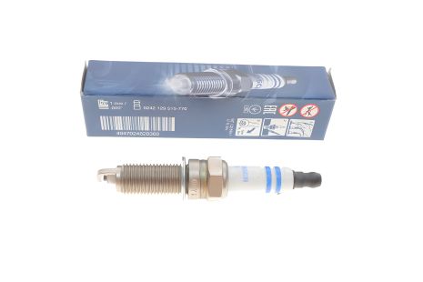 Свеча зажигания BOSCH для HYUNDAI i30, KIA SELTOS, YR8SEU NICKEL (0242129515)