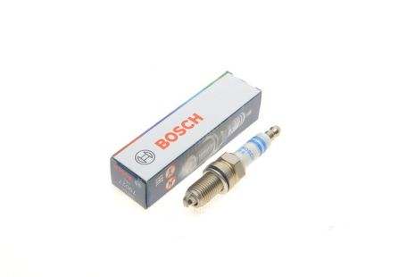 Свічка запалювання DAEWOO MATIZ, FQT MOTOR, BAIC WEIWANG, YR7DC+ NICKEL BOSCH (0242135515)