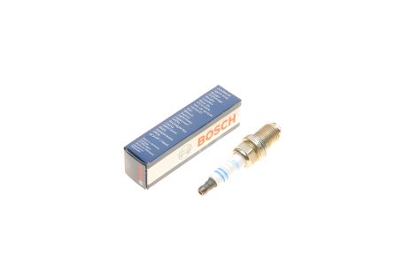 Свеча зажигания для PORSCHE BOXSTER, AUDI A6, AUDI A8, BOSCH (0242240587)