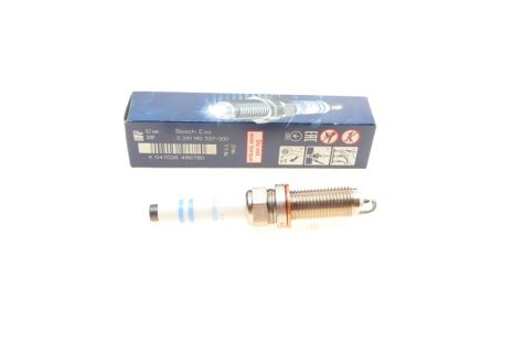 Свеча зажигания NISSAN X-TRAIL, INFINITI Q60, RENAULT DUSTER, BOSCH (0241140537)