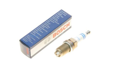 Свеча зажигания MERCEDES-BENZ V-CLASS, SEAT TOLEDO, FORD GALAXY, FGR8KQE BOSCH (0242229613)