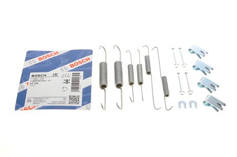 Монтажний комплект гальмівних колодок для TOYOTA FORTUNER, TOYOTA HILUX від BOSCH (1987475410) Монтажний комплект гальмівних колодок для TOYOTA FORTUNER, TOYOTA HILUX від BOSCH (1987475410)