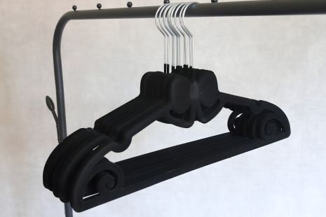 Набір вішалок для одягу з велюровим покриттям, чорні, 10 шт 101072