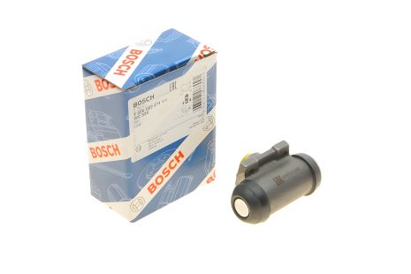 Циліндр гальмівний робочий FORD KA, FIAT 500, BOSCH (F026002474) Циліндр гальмівний робочий FORD KA, FIAT 500, BOSCH (F026002474)