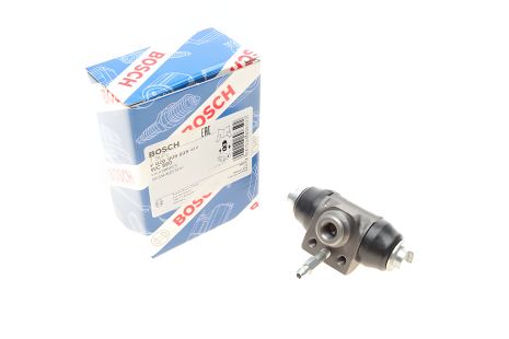 Тормозной цилиндр для SKODA OCTAVIA, SEAT INCA от BOSCH (F026009039) Тормозной цилиндр для SKODA OCTAVIA, SEAT INCA от BOSCH (F026009039)