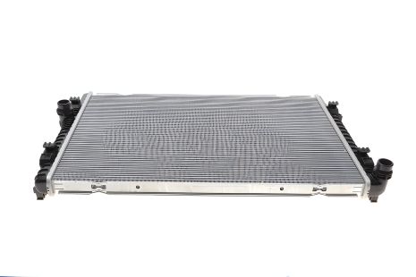 Радіатор охолодження двигуна для AUDI A 3/S 3 і SKODA OCTAVIA III (5E) (13-) (NRF) Радіатор охолодження двигуна для AUDI A 3/S 3 і SKODA OCTAVIA III (5E) (13-) (NRF)