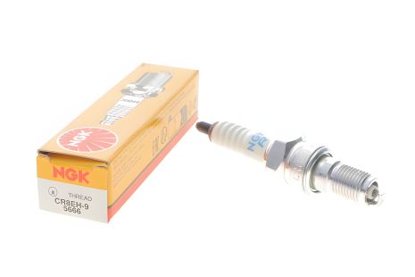 Свічка запалювання CR8EH-9 - NGK (5666) Свічка запалювання CR8EH-9 - NGK (5666)
