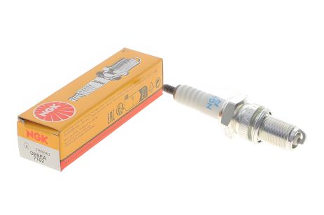 Зажигательная свеча (DR8EA) NGK (7162)