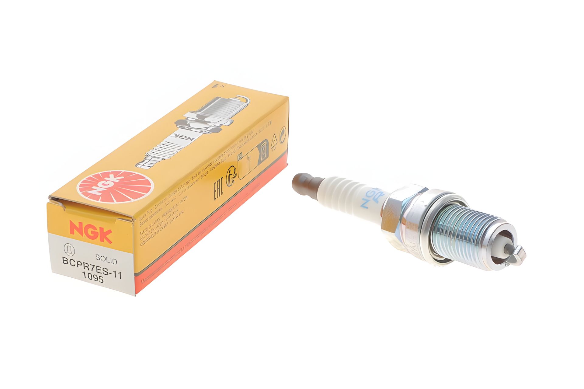 Зажигания свеча FORD ESCORT, SAAB 9-5, SAAB 9-3, NGK (1095) Зажигания свеча FORD ESCORT, SAAB 9-5, SAAB 9-3, NGK (1095)