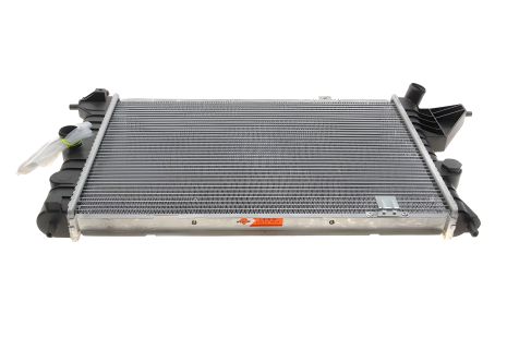 Радіатор двигуна охолодження VAUXHALL CAVALIER, OPEL VECTRA, NRF (503508) Радіатор двигуна охолодження VAUXHALL CAVALIER, OPEL VECTRA, NRF (503508)