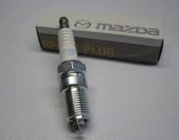 Свічка запалювання MAZDA MPV, MAZDA 5, MAZDA 3 (L3Y418110) Свічка запалювання MAZDA MPV, MAZDA 5, MAZDA 3 (L3Y418110)