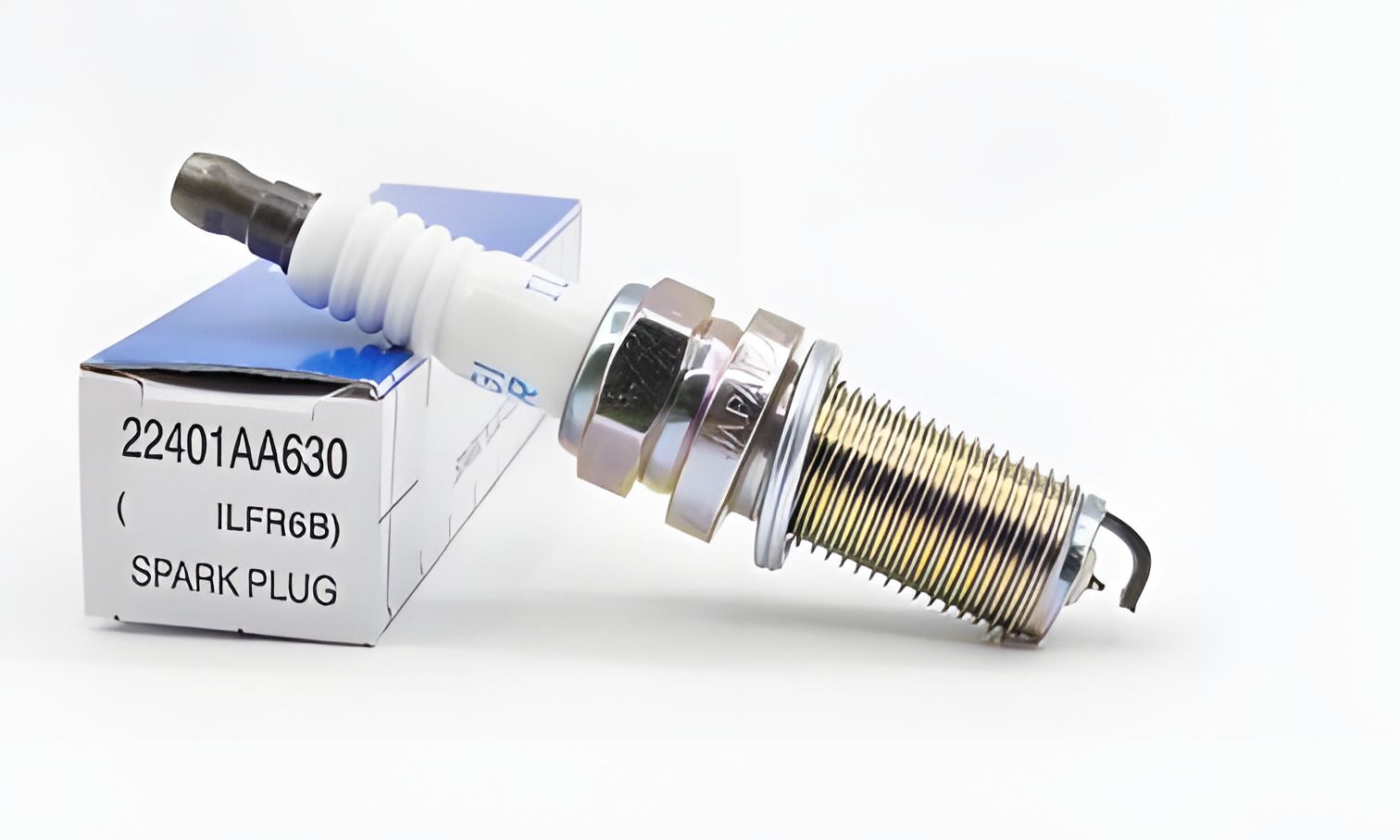 Свічка запалювання для SUBARU LEGACY, IMPREZA, WRX (22401AA630) Свічка запалювання для SUBARU LEGACY, IMPREZA, WRX (22401AA630)