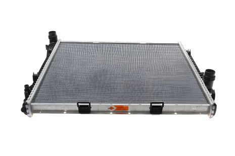 Охолодження двигуна радіатор BMW X5, NRF (55329) Охолодження двигуна радіатор BMW X5, NRF (55329)