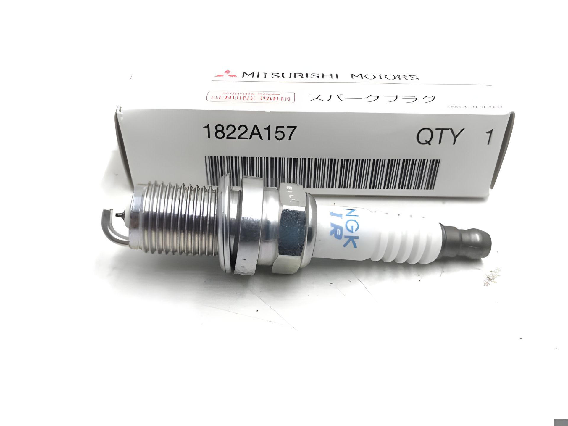 MITSUBISHI свеча зажигания (1822A157) MITSUBISHI свеча зажигания (1822A157)