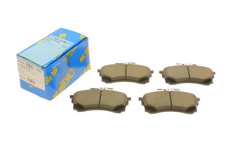 Передні гальмівні колодки Carisma 95-06, KAVO PARTS (KBP5506) Передні гальмівні колодки Carisma 95-06, KAVO PARTS (KBP5506)