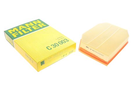 Воздушный фильтр для BMW 5, MANN (номер C30003)