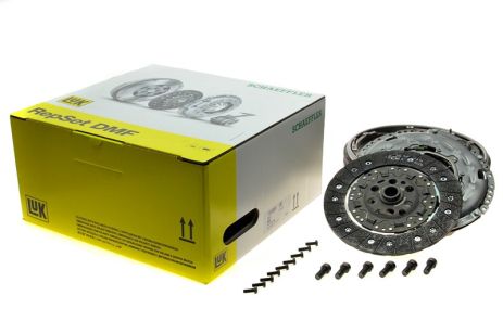 Повний комплект зчеплення + маховик VW Transporter T5 1.9TDI 03-, LUK (600001600)