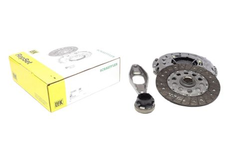 Комплект сцепления BMW 4, BMW 3, BMW X3, LUK (624377800) Комплект сцепления BMW 4, BMW 3, BMW X3, LUK (624377800)