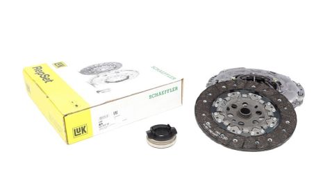 Комплект зчеплення VW PASSAT, SKODA OCTAVIA, SEAT LEON, LUK (623322700)