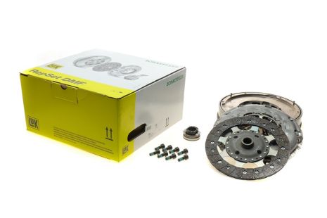 Комплект сцепления FIAT SCUDO, CITROËN DS5, PEUGEOT 508, LUK (600032700)