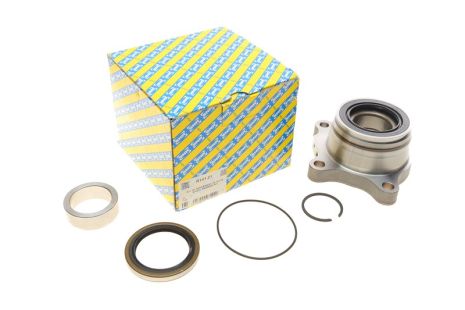 Комплект подшипника ступицы LEXUS GX, TOYOTA LAND CRUISER, TOYOTA FJ, NTN-SNR (R14121)
