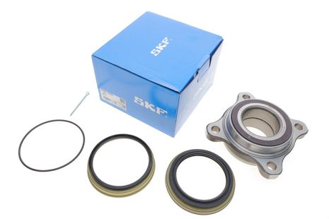 Комплект подшипника ступицы колеса LEXUS GX, TOYOTA HILUX, TOYOTA LAND, SKF (VKBA6906)