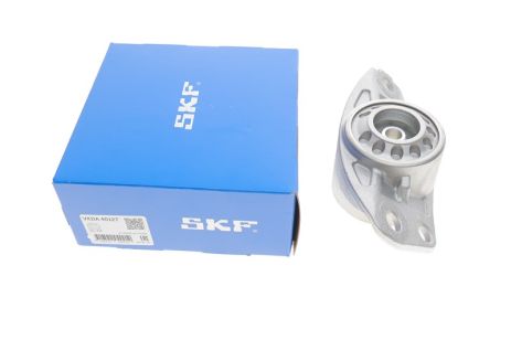 Опора стійки амортизатора SEAT ALHAMBRA, SKODA SUPERB, AUDI Q3, SKF (VKDA40127) Опора стійки амортизатора SEAT ALHAMBRA, SKODA SUPERB, AUDI Q3, SKF (VKDA40127)
