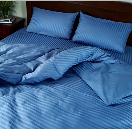 Комплект постільної євро білизни Elegant Blue, MakSon, страйп-сатин, 100% бавовна (032-1200220С) Комплект постільної євро білизни Elegant Blue, MakSon, страйп-сатин, 100% бавовна (032-1200220С)