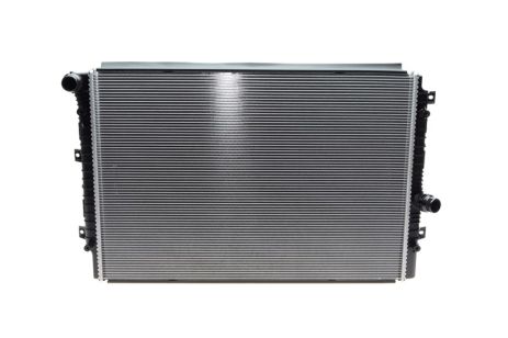Радиатор охлаждения двигателя SKODA YETI, VW CADDY, VALEO (735629)
