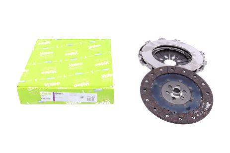Комплект зчеплення OPEL AstraH/Signum/VectraC/ZafiraB 1.9CDTI (03), VALEO (826955)