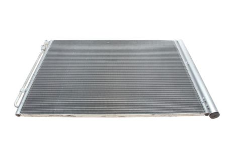 Конденсатор кондицiонера BMW 5/6/7 (F10/F18) 10-18, 814410 (VALEO) Конденсатор кондицiонера BMW 5/6/7 (F10/F18) 10-18, 814410 (VALEO)