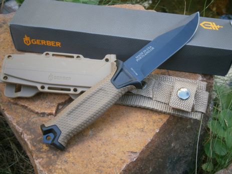 Ніж фултанг туристичний Gerber Portland Oregon 24 см койот в чохлі Ніж фултанг туристичний Gerber Portland Oregon 24 см койот в чохлі