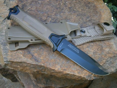 Туристичний ніж фултанг Gerber Portland Oregon 24 см олива в чохлі