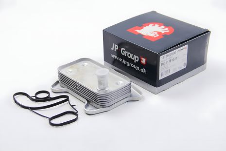 Масляный радиатор Sprinter/Vito OM611/612/646, JEEP 05080402AA, MERCEDES BENZ, JP GROUP (1313500100)