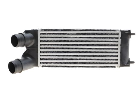 Радиатор интеркулера, 818866 (VALEO) Радиатор интеркулера, 818866 (VALEO)